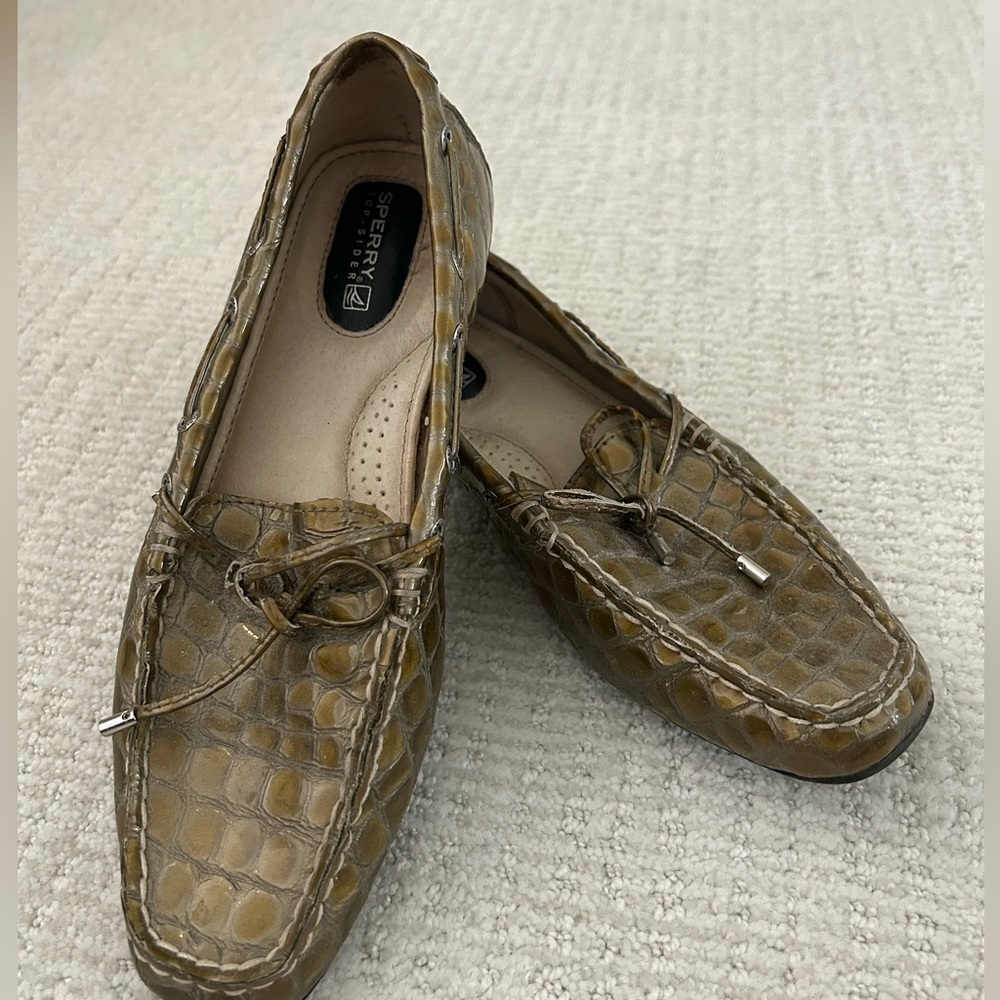 Sperry Topsider Croc Embossed Gold Boat Shoes 7